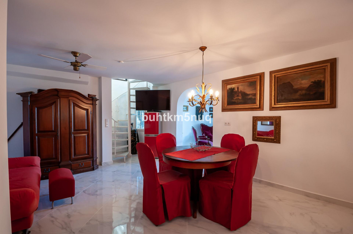 4 Bed Townhouse for sale in Calpe Costa Blanca, Alicante, Spain