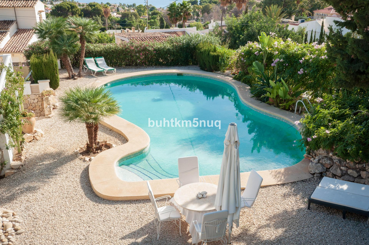 4 Bed Townhouse for sale in Calpe Costa Blanca, Alicante, Spain