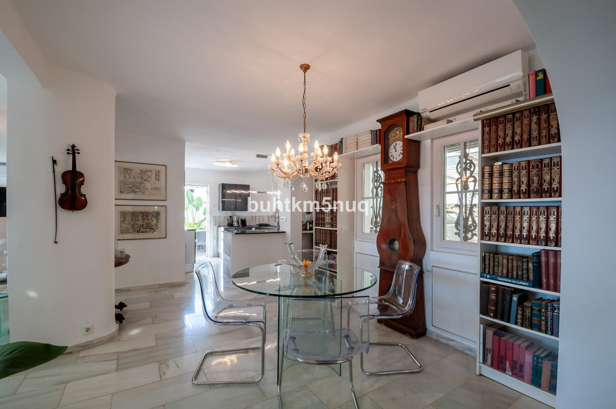 4 Bed Townhouse for sale in Calpe Costa Blanca, Alicante, Spain