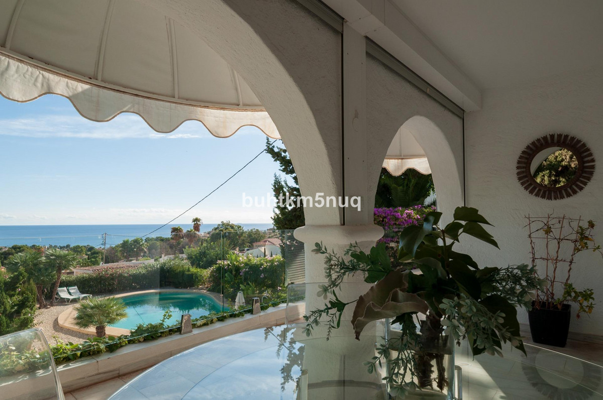 4 Bed Townhouse for sale in Calpe Costa Blanca, Alicante, Spain