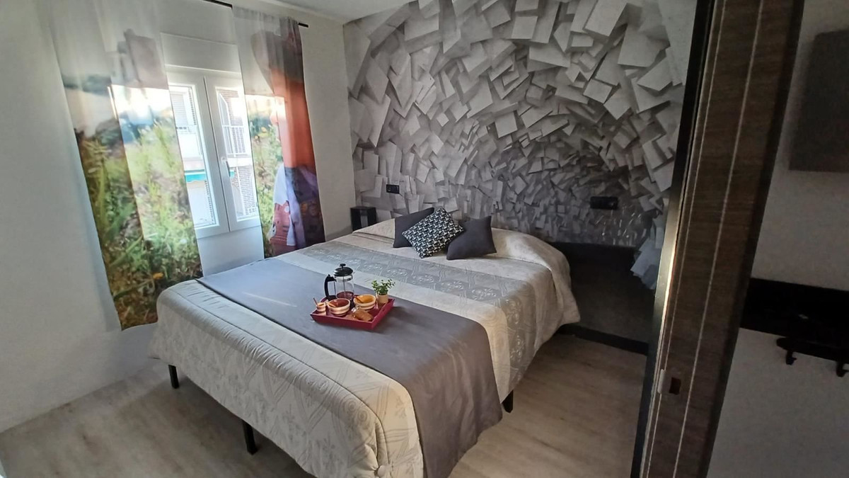 Se vende Apartamento en Planta Última de 3 dormitorios en Costa Blanca, Alicante, España