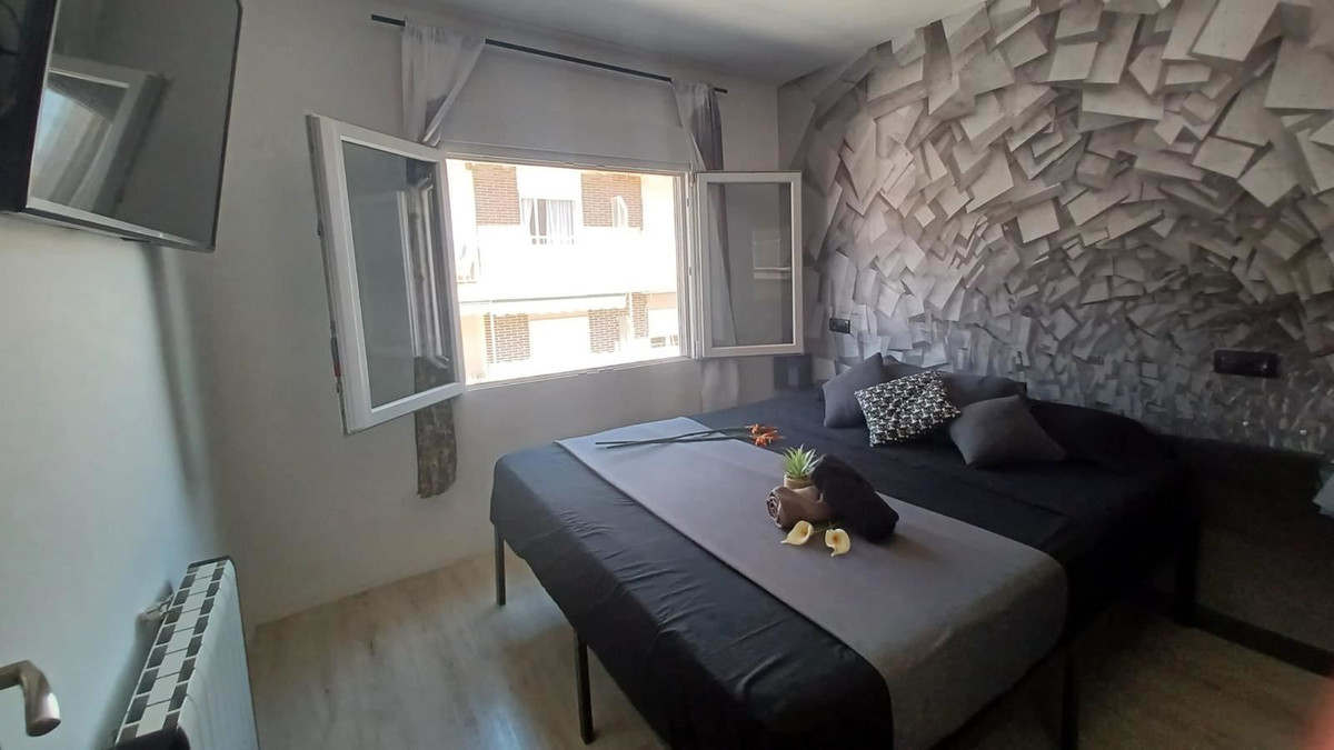 Se vende Apartamento en Planta Última de 3 dormitorios en Costa Blanca, Alicante, España