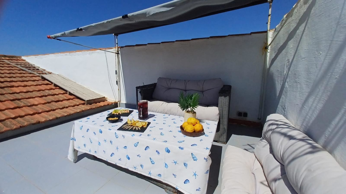 Se vende Apartamento en Planta Última de 3 dormitorios en Costa Blanca, Alicante, España