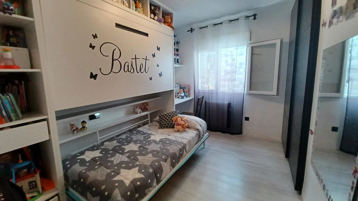 Se vende Apartamento en Planta Última de 3 dormitorios en Costa Blanca, Alicante, España