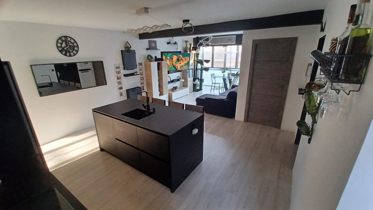 Se vende Apartamento en Planta Última de 3 dormitorios en Costa Blanca, Alicante, España