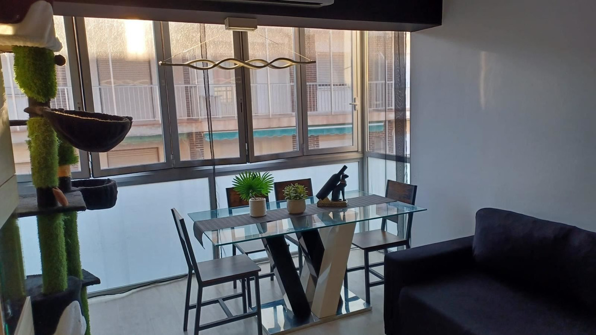 Se vende Apartamento en Planta Última de 3 dormitorios en Costa Blanca, Alicante, España