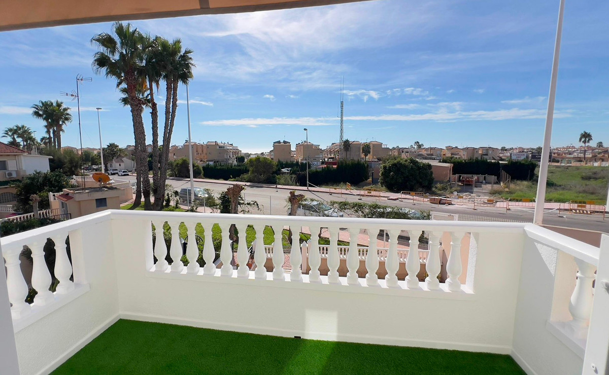 Se vende Adosada de 1 dormitorios en Costa Blanca, Alicante, España