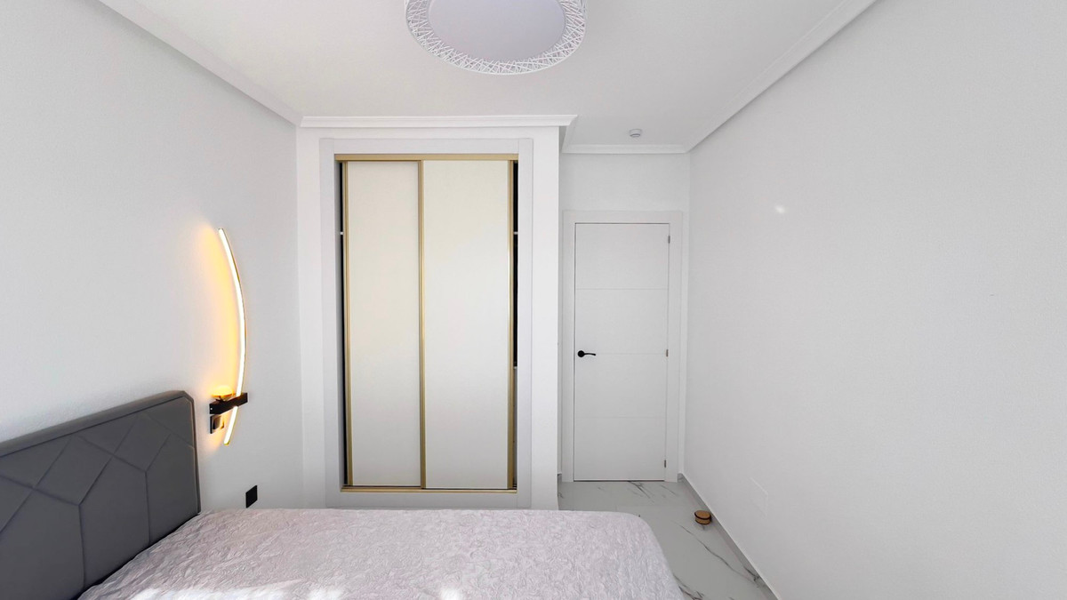 Se vende Adosada de 1 dormitorios en Costa Blanca, Alicante, España