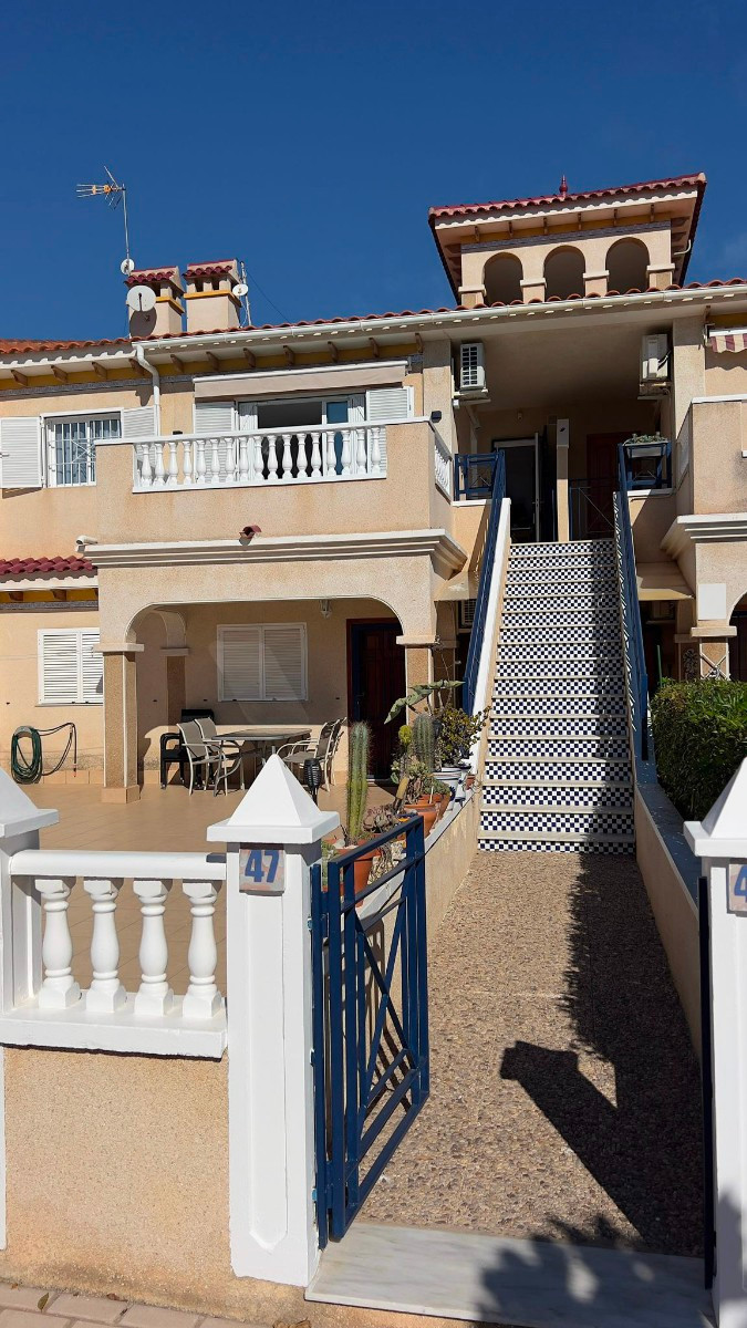 Se vende Adosada de 1 dormitorios en Costa Blanca, Alicante, España
