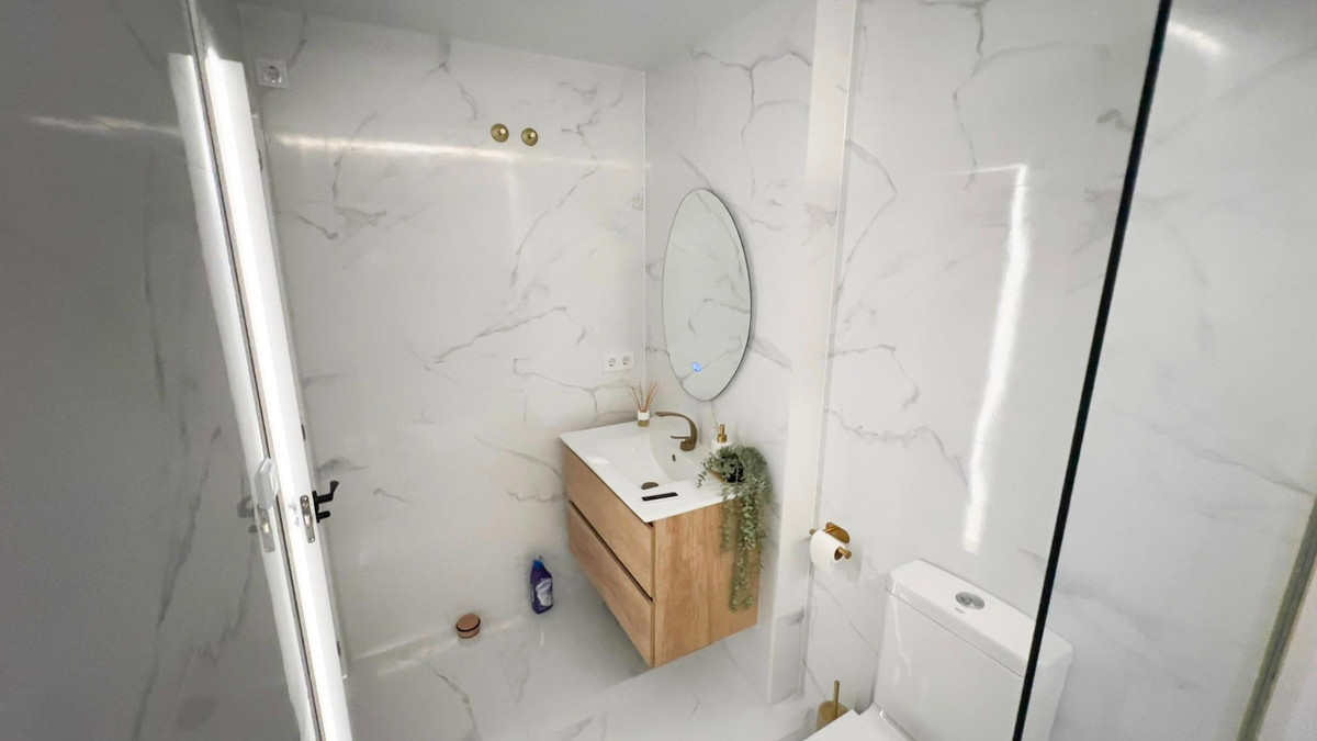 Se vende Adosada de 1 dormitorios en Costa Blanca, Alicante, España