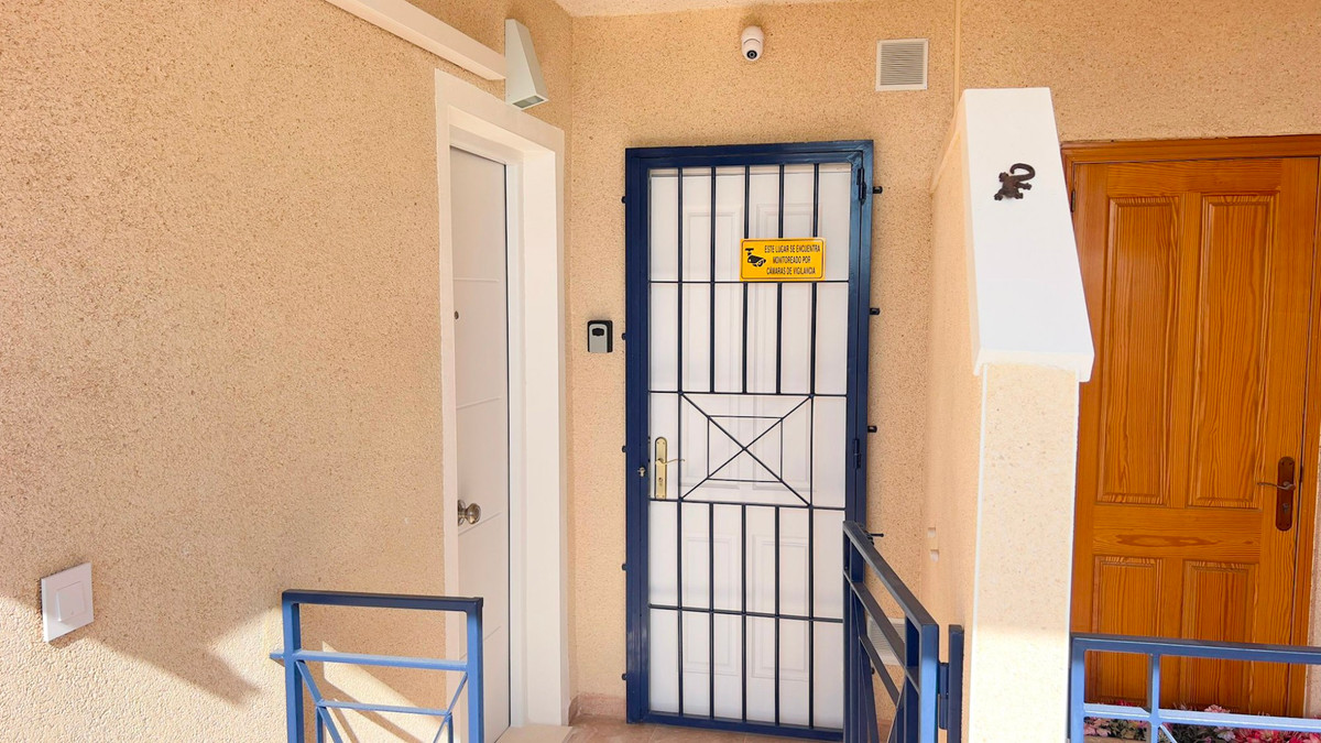 Se vende Adosada de 1 dormitorios en Costa Blanca, Alicante, España