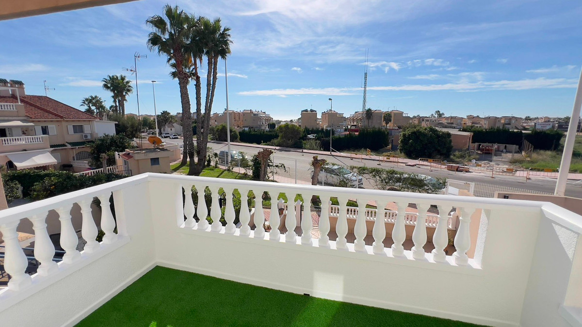 Se vende Adosada de 1 dormitorios en Costa Blanca, Alicante, España