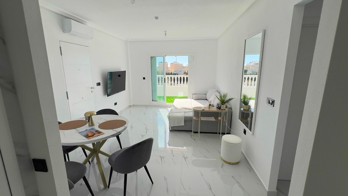 Se vende Adosada de 1 dormitorios en Costa Blanca, Alicante, España