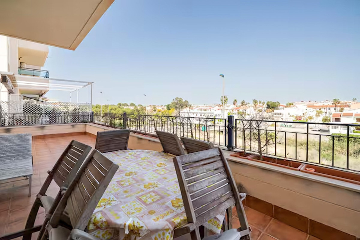 Se vende Apartamento Planta Baja de 2 dormitorios en Costa Blanca, Alicante, España
