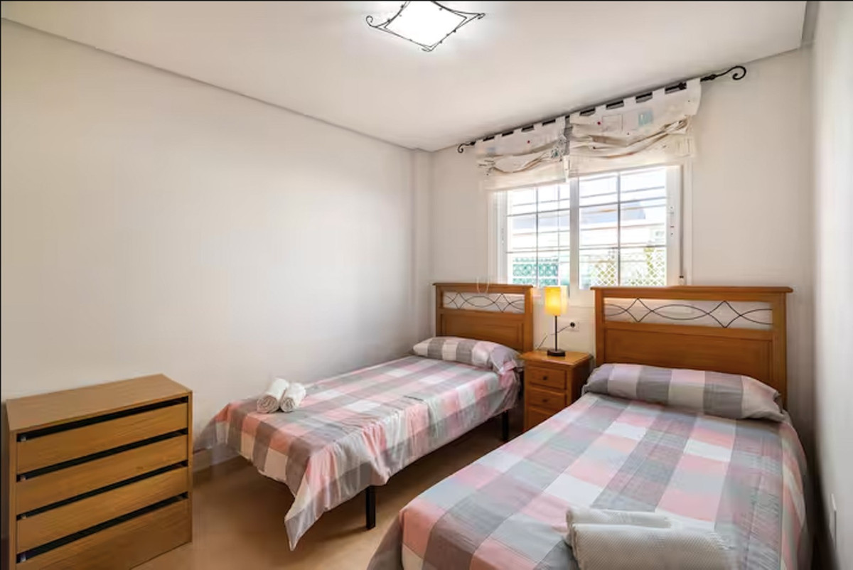 Se vende Apartamento Planta Baja de 2 dormitorios en Costa Blanca, Alicante, España