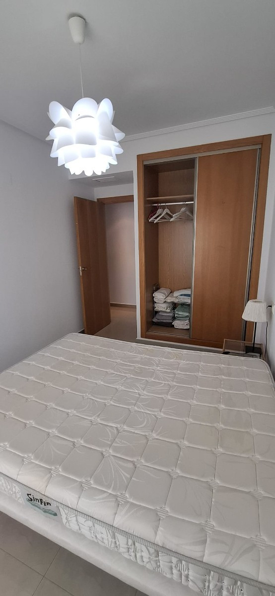 Se vende Apartamento Planta Media de 2 dormitorios en Costa Blanca, Alicante, España