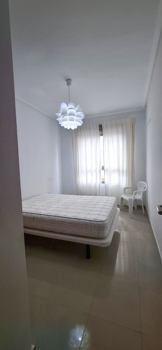 Se vende Apartamento Planta Media de 2 dormitorios en Costa Blanca, Alicante, España