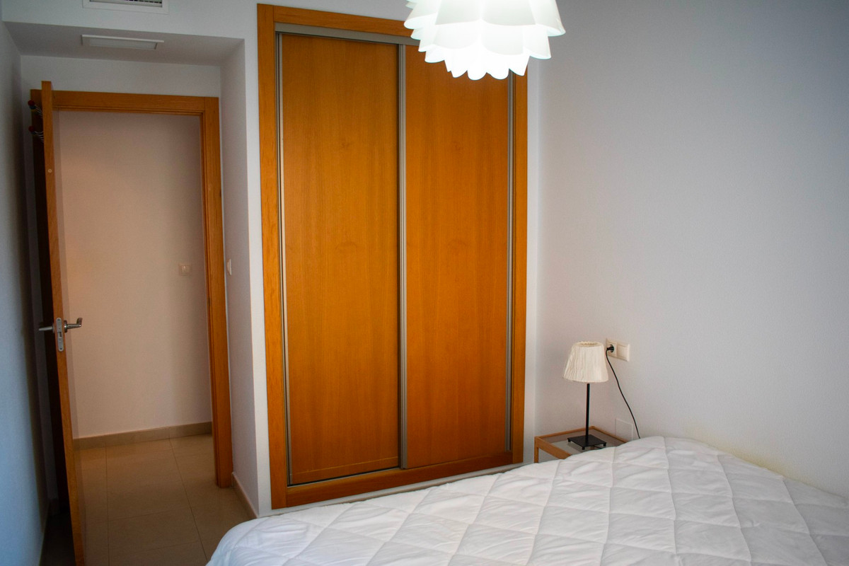 Se vende Apartamento Planta Media de 2 dormitorios en Costa Blanca, Alicante, España