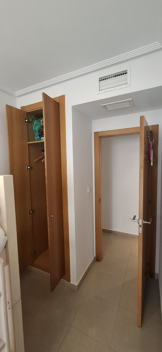 Se vende Apartamento Planta Media de 2 dormitorios en Costa Blanca, Alicante, España