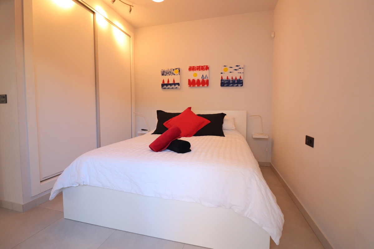 Se vende Apartamento Planta Baja de 2 dormitorios en Costa Blanca, Alicante, España