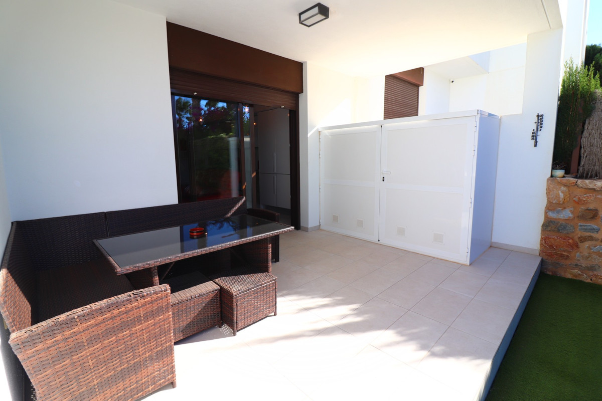 Se vende Apartamento Planta Baja de 2 dormitorios en Costa Blanca, Alicante, España