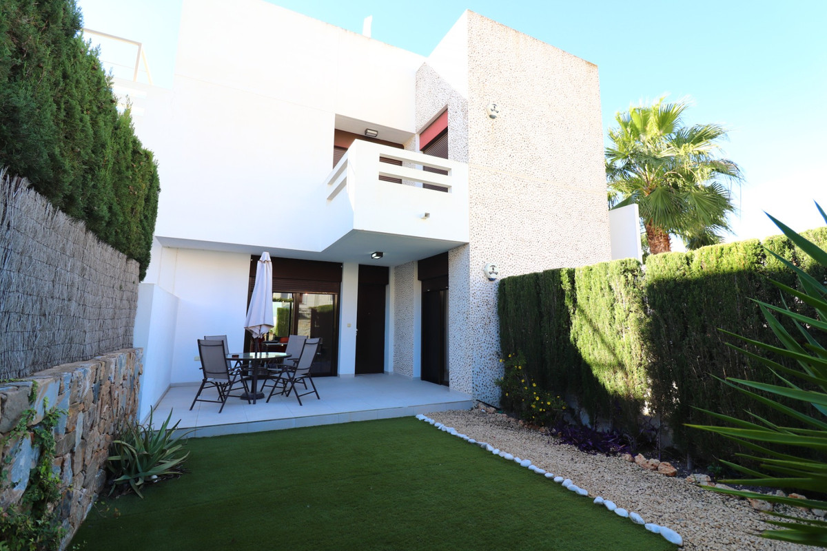Se vende Apartamento Planta Baja de 2 dormitorios en Costa Blanca, Alicante, España
