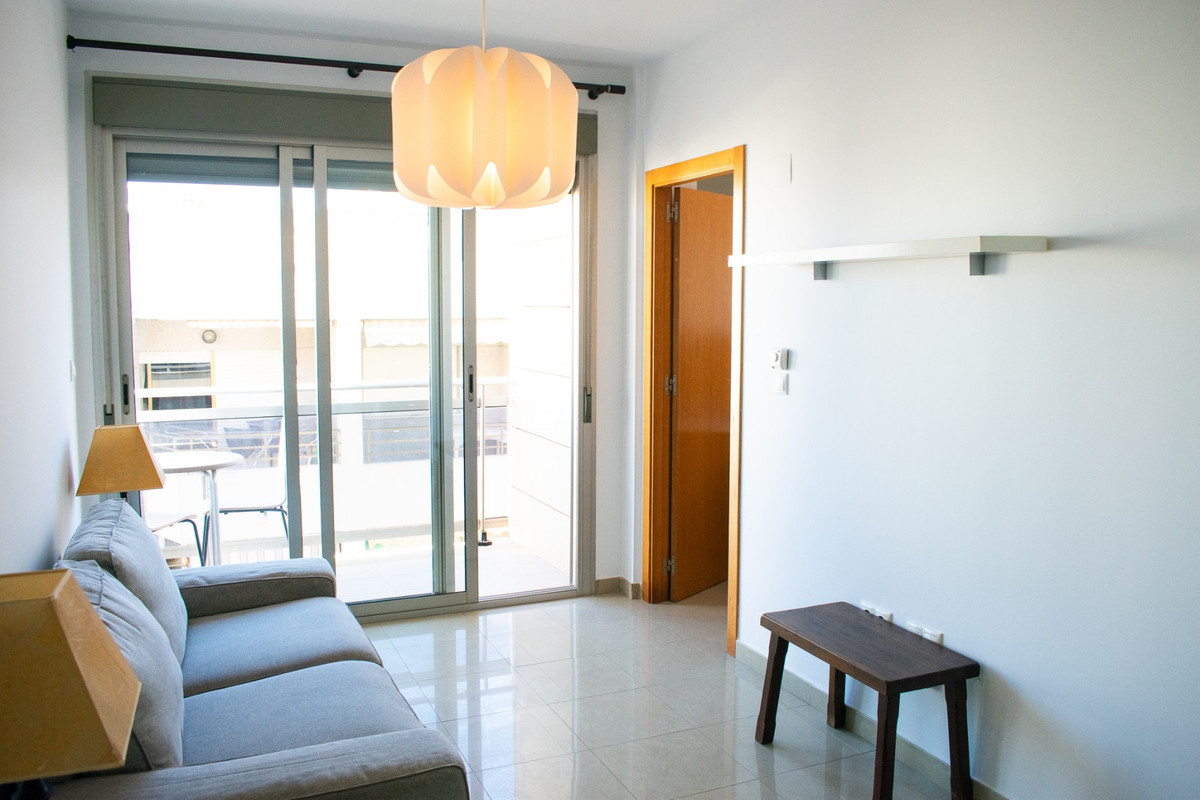 2 Bed Apartment for sale in Guardamar Del Segura Costa Blanca, Alicante, Spain