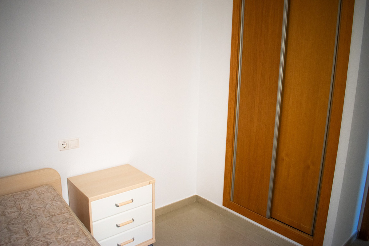 2 Bed Apartment for sale in Guardamar Del Segura Costa Blanca, Alicante, Spain