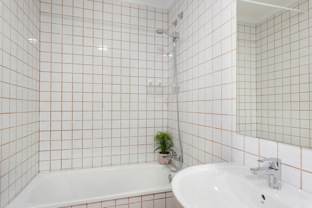 Se vende Apartamento Planta Media de 3 dormitorios en Costa Blanca, Alicante, España