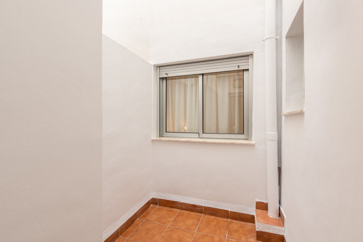Se vende Apartamento Planta Media de 3 dormitorios en Costa Blanca, Alicante, España