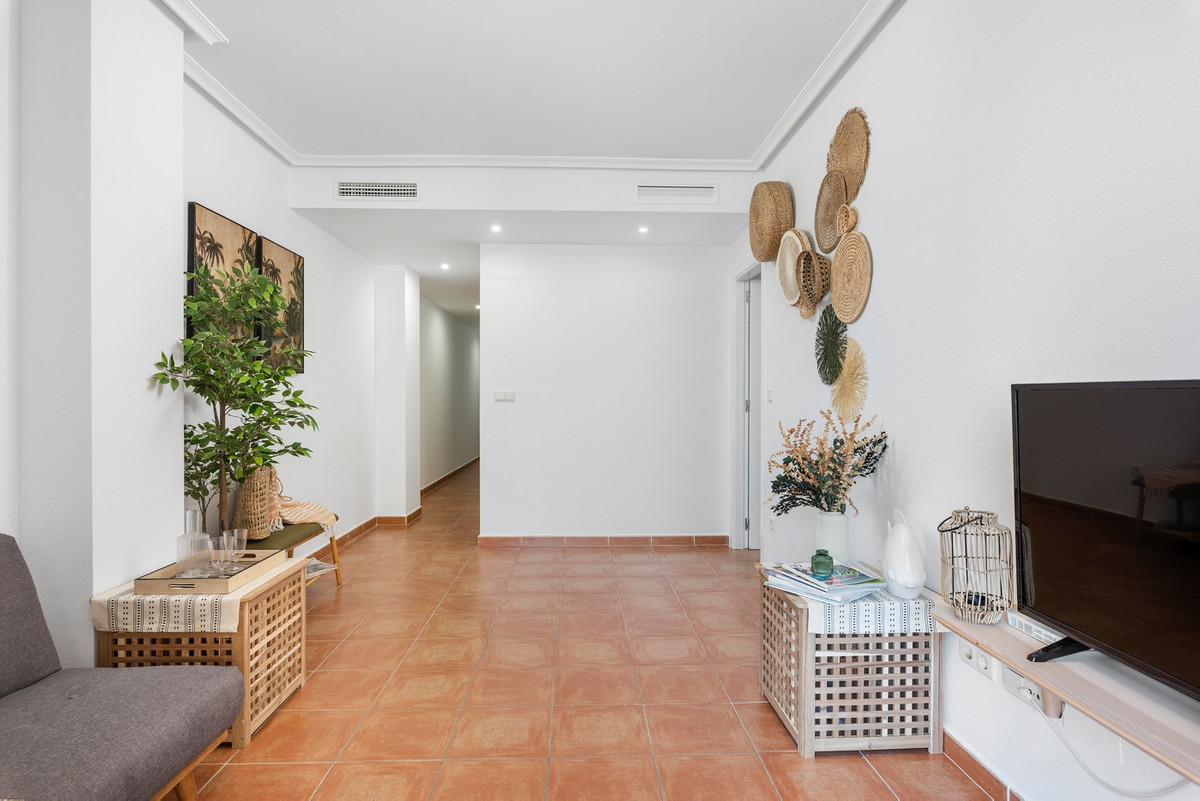 Se vende Apartamento Planta Media de 3 dormitorios en Costa Blanca, Alicante, España