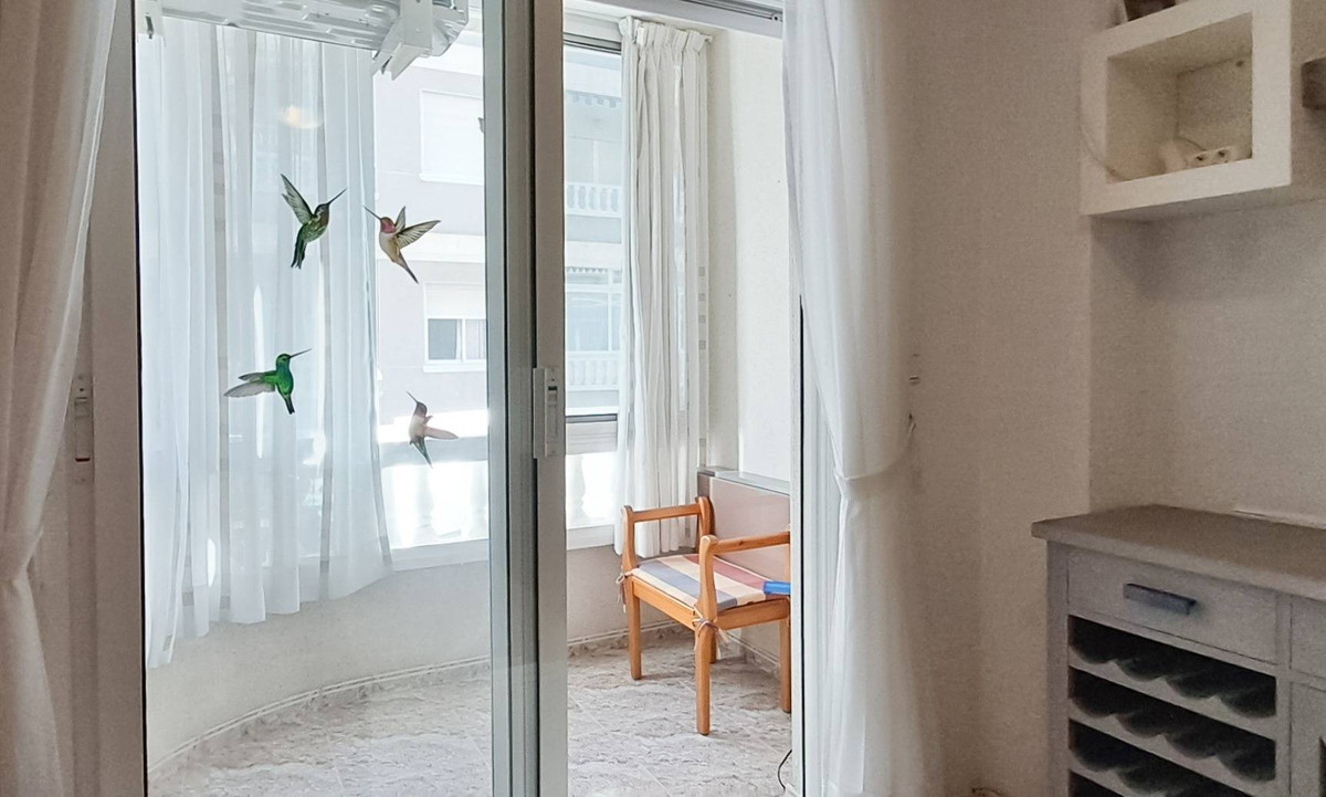 Se vende Apartamento Planta Media de 2 dormitorios en Costa Blanca, Alicante, España