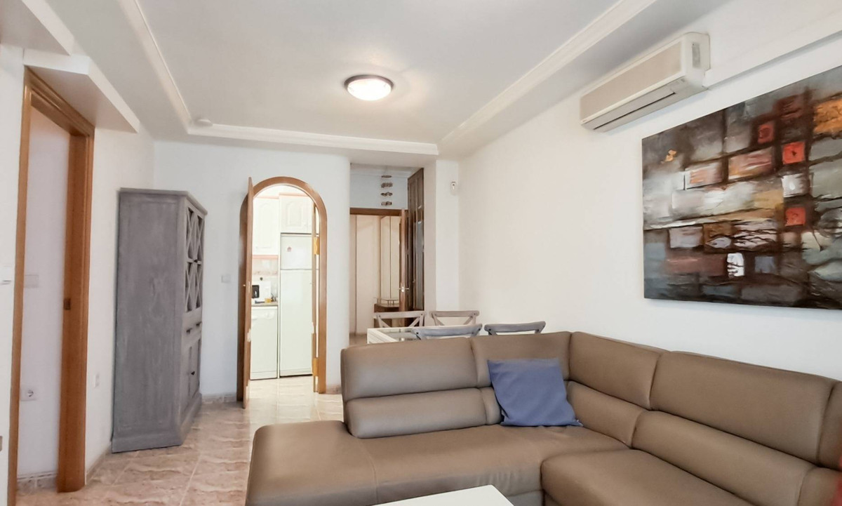 Se vende Apartamento Planta Media de 2 dormitorios en Costa Blanca, Alicante, España