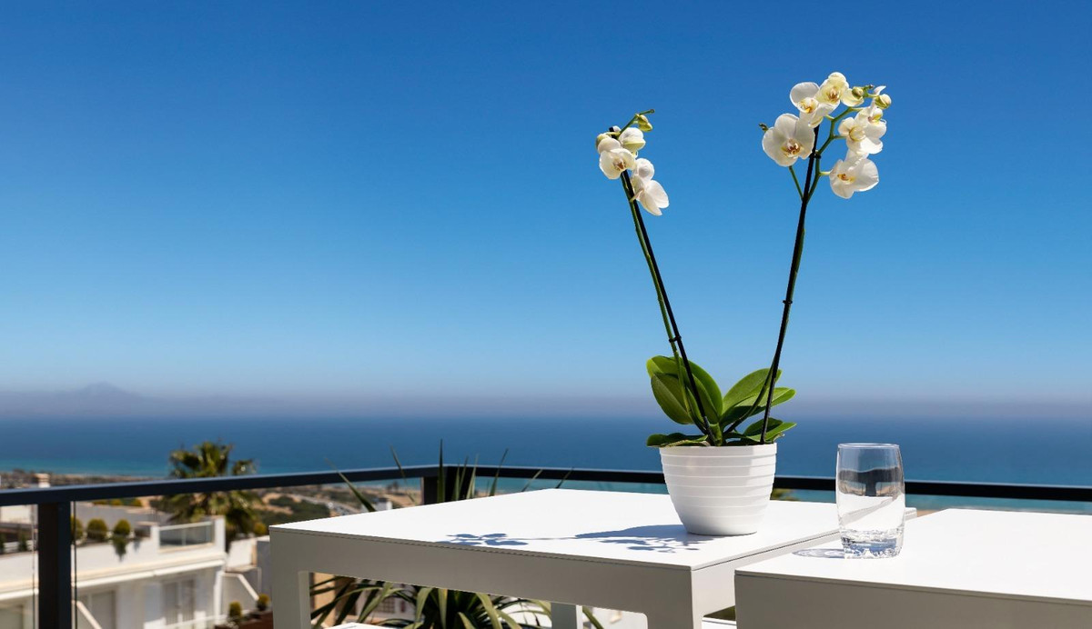 3 Bed Apartment for sale in Gran Alacant Costa Blanca, Alicante, Spain