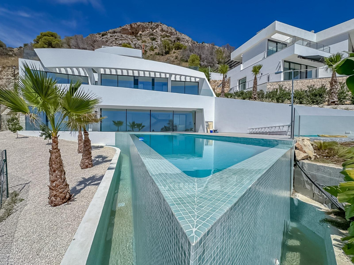 4 Bed Townhouse for sale in Altea Costa Blanca, Alicante, Spain