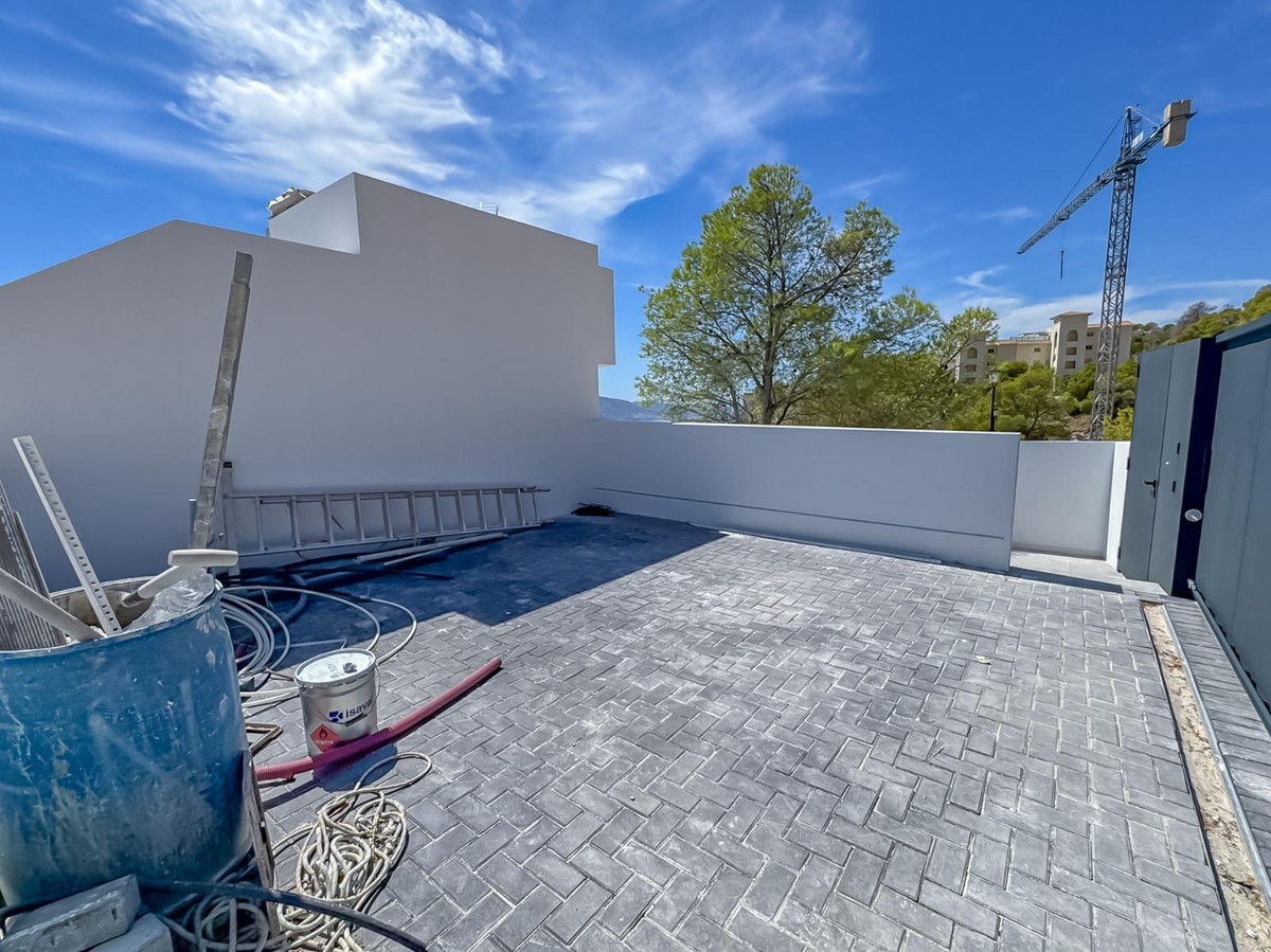 4 Bed Townhouse for sale in Altea Costa Blanca, Alicante, Spain