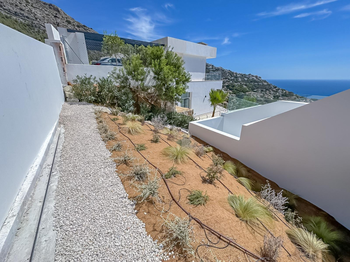 4 Bed Townhouse for sale in Altea Costa Blanca, Alicante, Spain