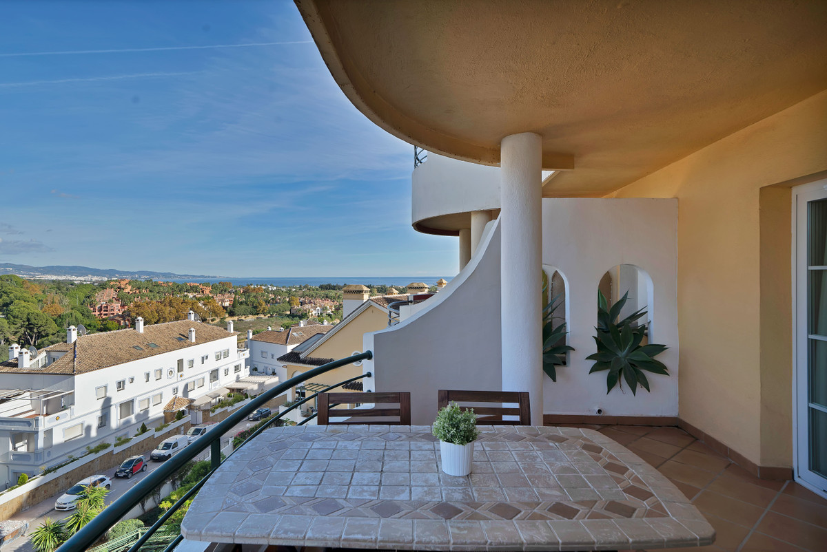 Se vende Apartamento Planta Media de 2 dormitorios en Costa Del Sol, Málaga, España