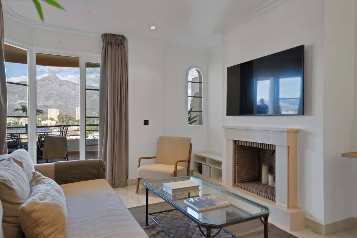 Se vende Apartamento Planta Media de 2 dormitorios en Costa Del Sol, Málaga, España