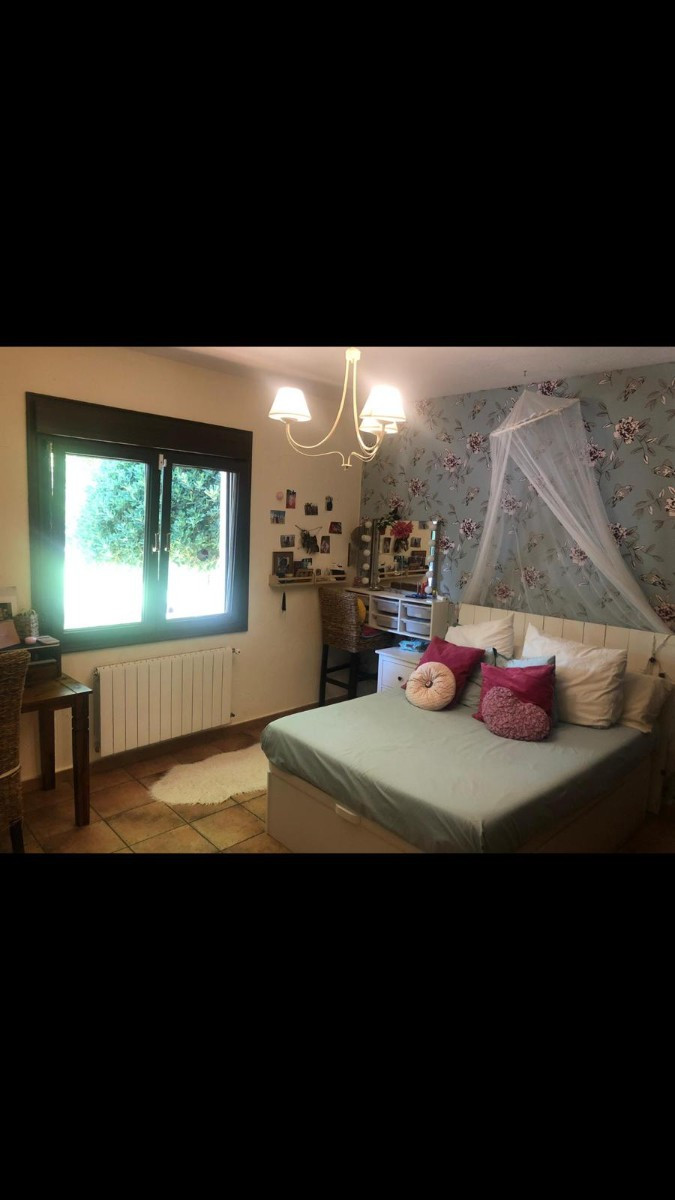Se vende Villa - Chalet de 4 dormitorios en Costa Blanca, Alicante, España
