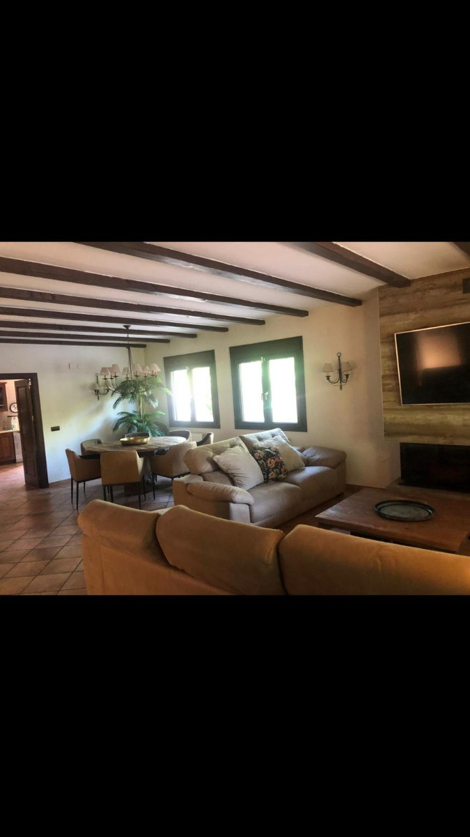 Se vende Villa - Chalet de 4 dormitorios en Costa Blanca, Alicante, España