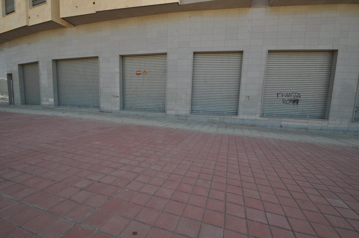 Commercial unit for sale in Elda Costa Blanca, Alicante, Spain