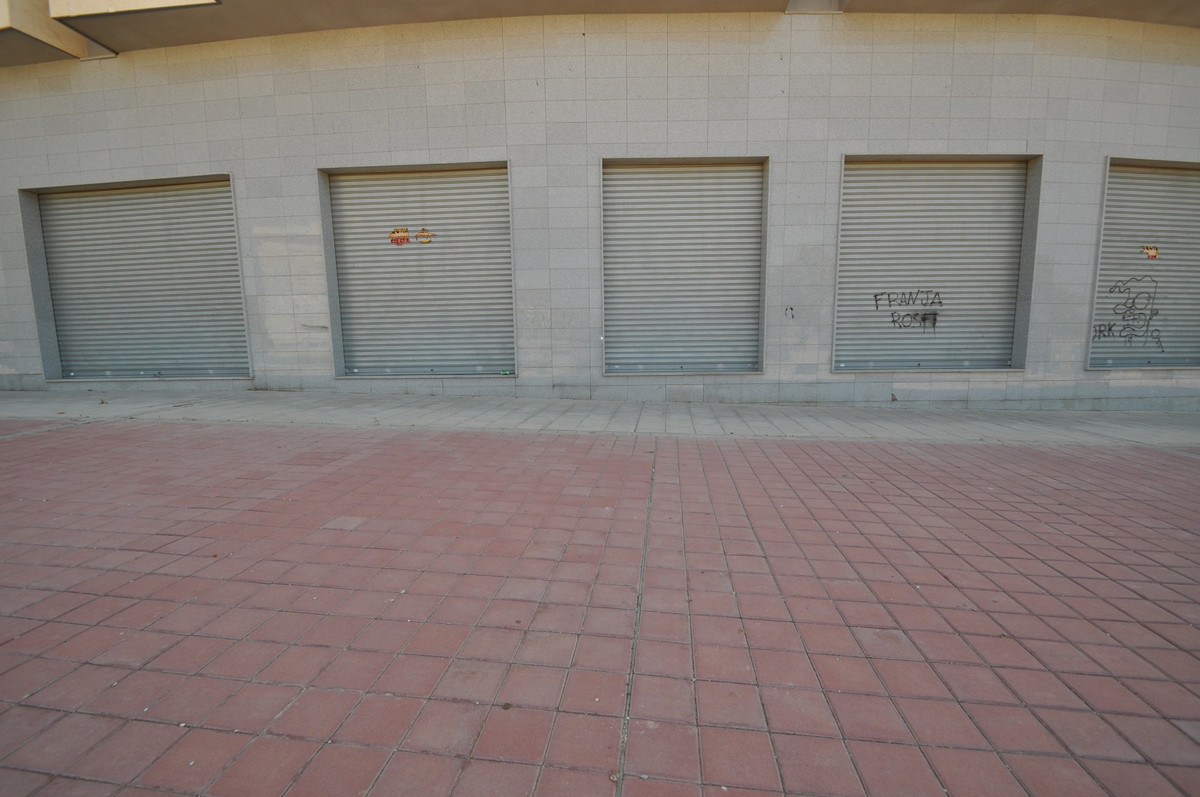 Commercial unit for sale in Elda Costa Blanca, Alicante, Spain
