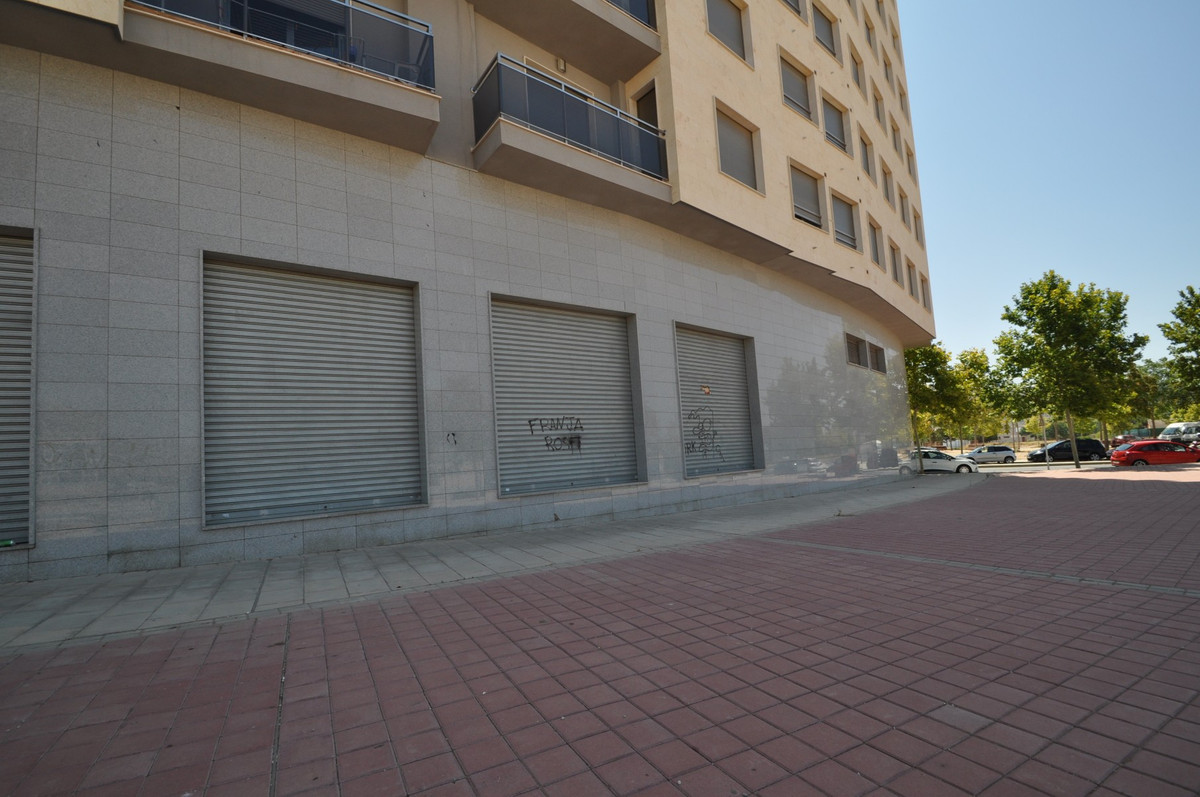 Commercial unit for sale in Elda Costa Blanca, Alicante, Spain