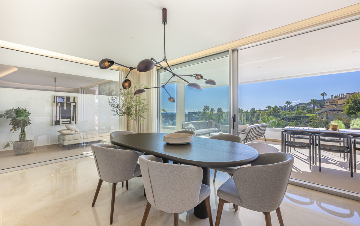 3 Bed Apartment for sale in Benahavís Costa Del Sol, Málaga, Spain