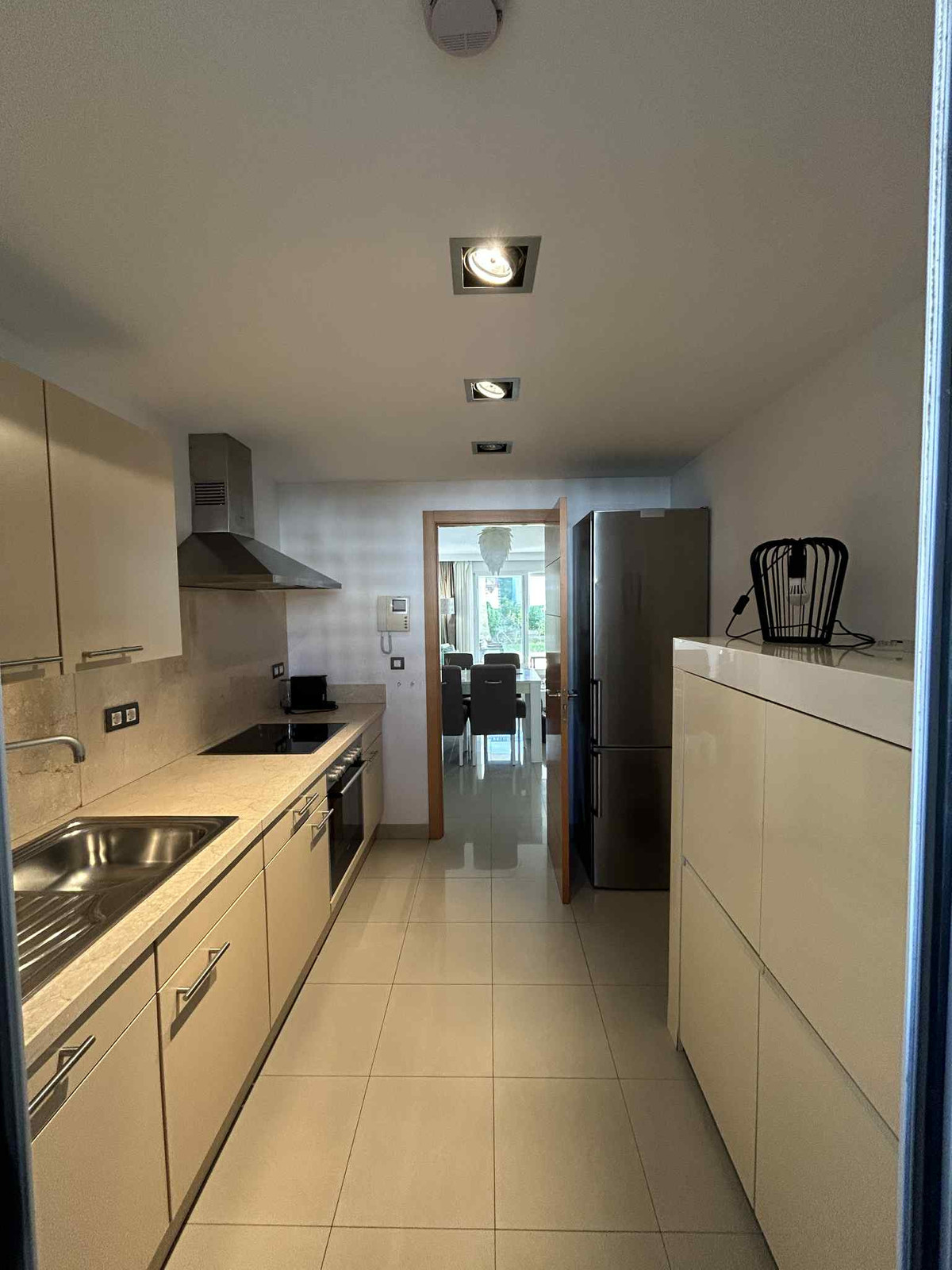 Se vende Apartamento Planta Media de 2 dormitorios en Costa Del Sol, Málaga, España