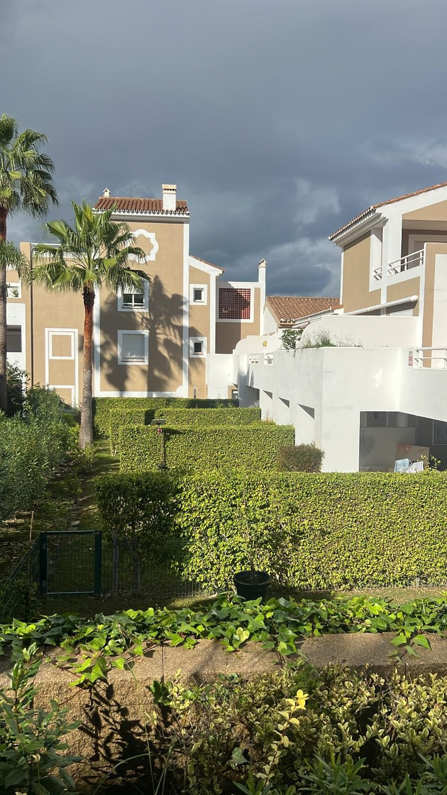 Se vende Apartamento Planta Media de 2 dormitorios en Costa Del Sol, Málaga, España