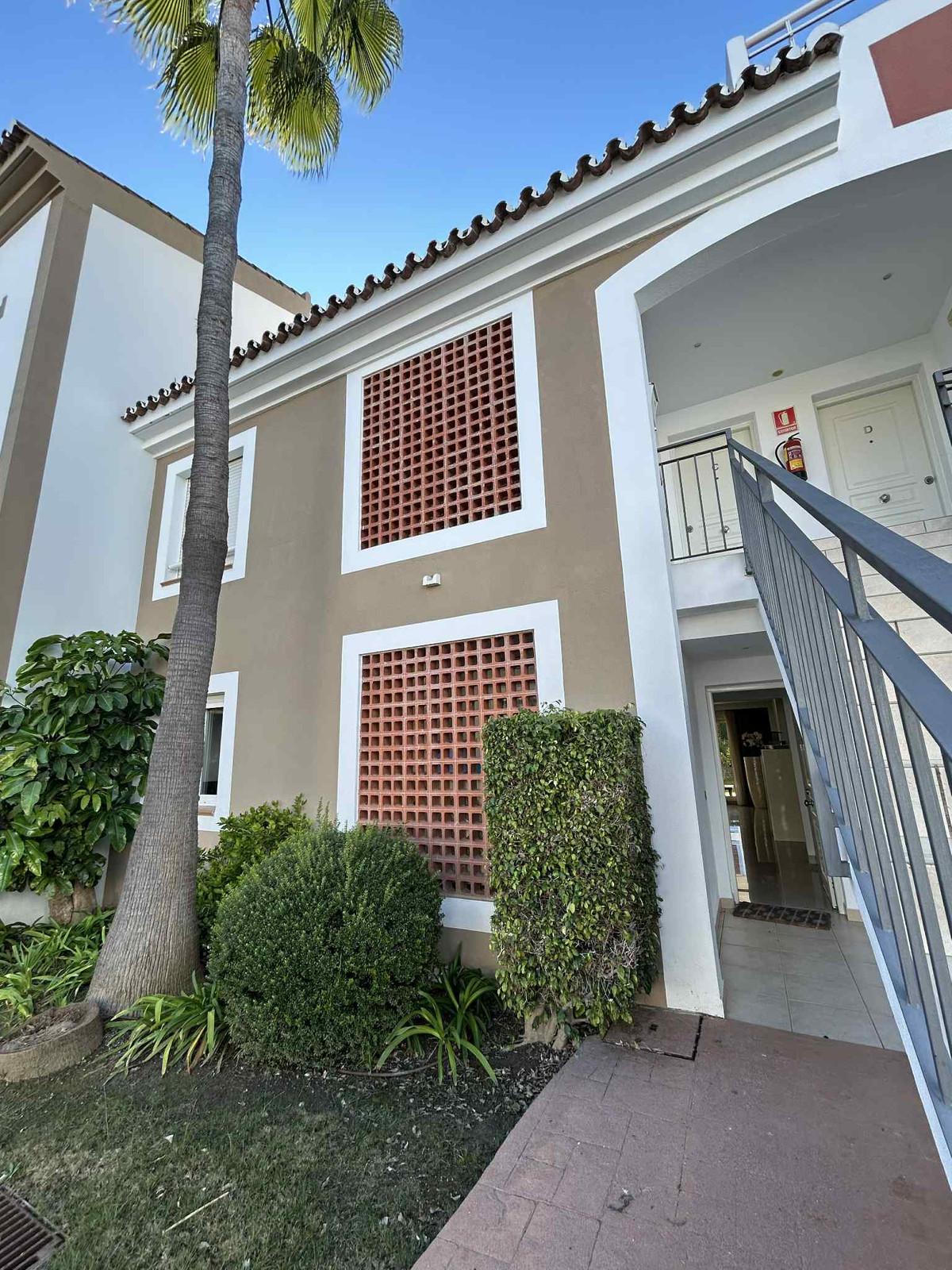Se vende Apartamento Planta Media de 2 dormitorios en Costa Del Sol, Málaga, España