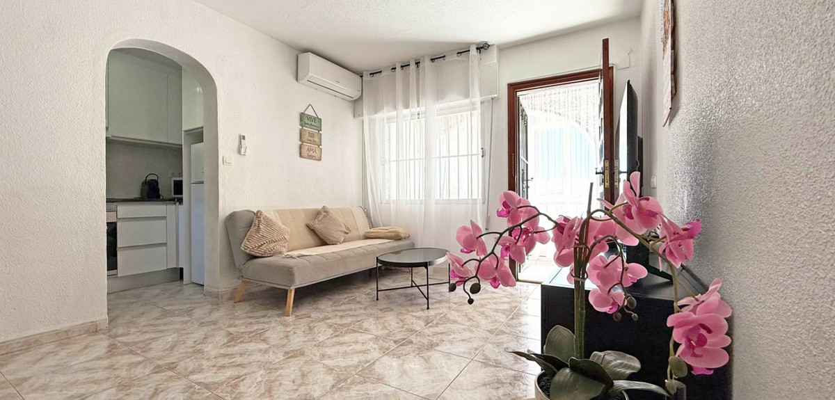 Se vende Apartamento Planta Baja de 2 dormitorios en Costa Blanca, Alicante, España