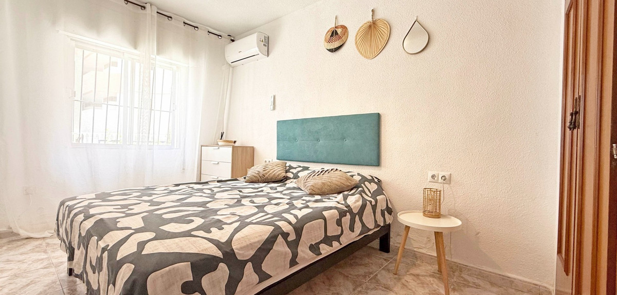 Se vende Apartamento Planta Baja de 2 dormitorios en Costa Blanca, Alicante, España